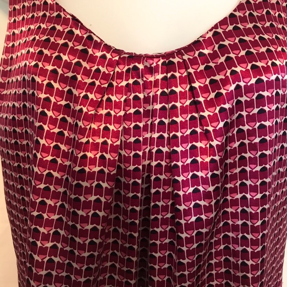 NY&C Wine / Cranberry Sleeveless Silk Tank - Picture 3 of 8